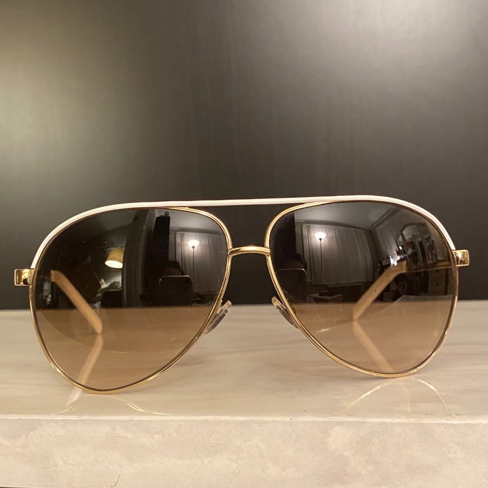 Men’s Gucci aviators! Slightly worn!